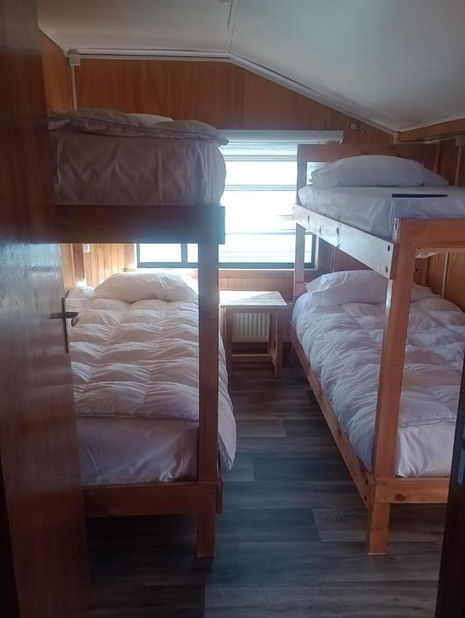 Hostel Isla Yu Backpacker Puerto Natales Zewnętrze zdjęcie